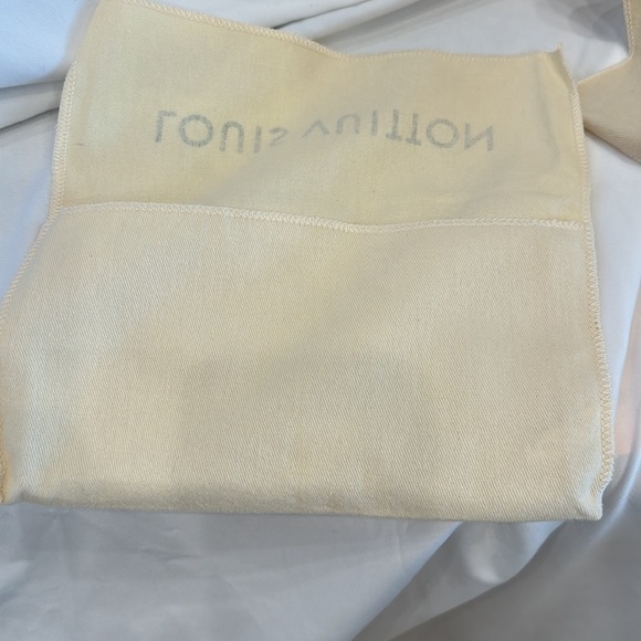 Authentic Louis Vuitton wallet dust bag each sold separately - Picture 11 of 15